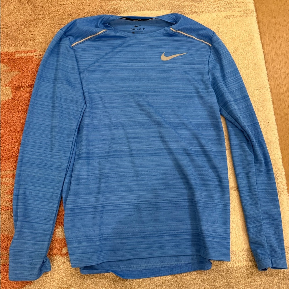 Nike Dri-Fit Advanced Running Long sleeve Shirt Small Blue